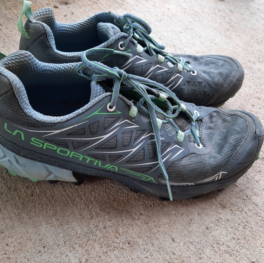 la sportiva shoes Akyraw's 2026-C size women 9.5.